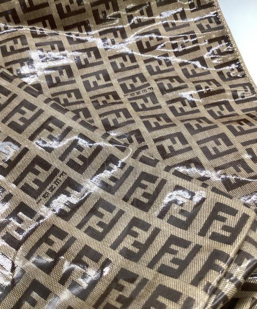 FENDI（フェンディ）FENDI (フェンディ) ズッキーノ エナメル ショルダーバッグ ブラウンの古着・服飾アイテム