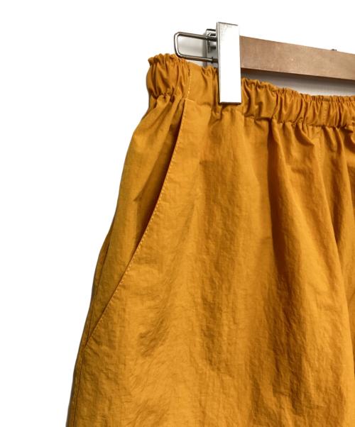 UNSLACKS（アンスラックス）UNSLACKS (アンスラックス) ハーフパンツ オレンジ サイズ:MEDIUM-REGULARの古着・服飾アイテム