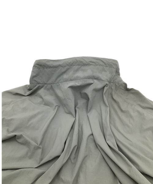 KITH（キス）KITH (キス) Paper Nylon Ryder Quarter Zip（ペーパー ナイロン ライダー クォーター ジップ） グレー サイズ:Lの古着・服飾アイテム