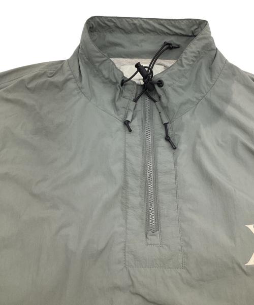 KITH（キス）KITH (キス) Paper Nylon Ryder Quarter Zip（ペーパー ナイロン ライダー クォーター ジップ） グレー サイズ:Lの古着・服飾アイテム