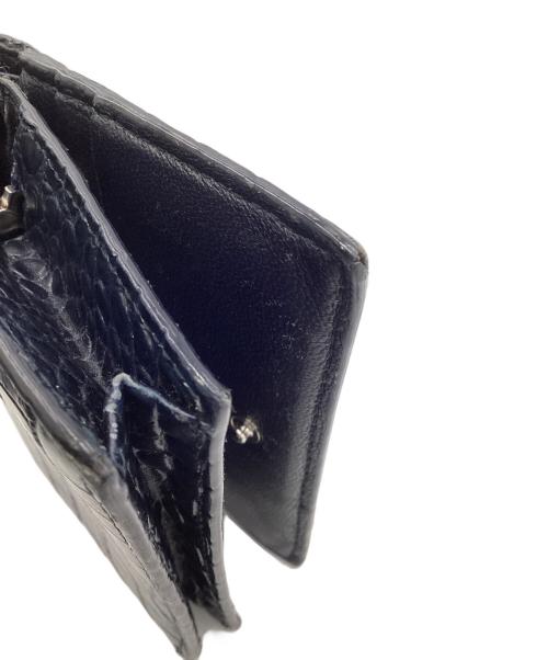 JIMMY CHOO（ジミーチュウ）JIMMY CHOO (ジミーチュウ) HANNE クロコ柄二つ折り財布 ブラックの古着・服飾アイテム