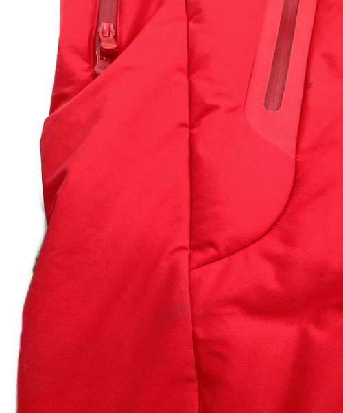 DESCENTE ALLTERRAIN（デザイント オルテライン）DESCENTE ALLTERRAIN (デザイント オルテライン) 水沢ダウン NON-QUILT WATERPROOF DOWN レッド サイズ:Lの古着・服飾アイテム