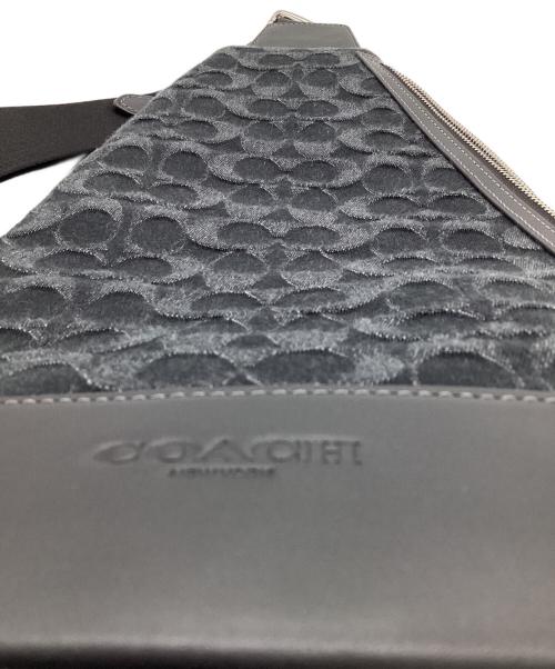 COACH（コーチ）COACH (コーチ) ドミニク スリング パック シグネチャー デニム ブラックの古着・服飾アイテム