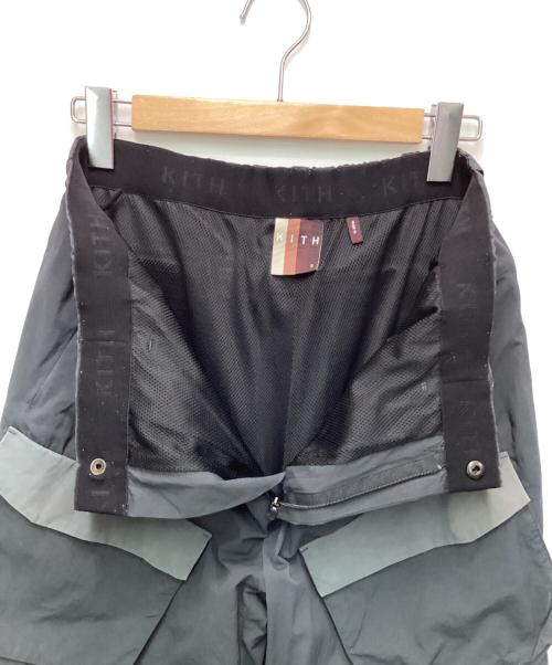 KITH（キス）KITH (キス) ナイロン カーゴパンツ グレー サイズ:Sの古着・服飾アイテム