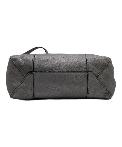 GIANNI CHIARINI（ジャンニ キアリーニ）GIANNI CHIARINI (ジャンニ キアリーニ) 縦型2WAYトートバッグ グレーの古着・服飾アイテム