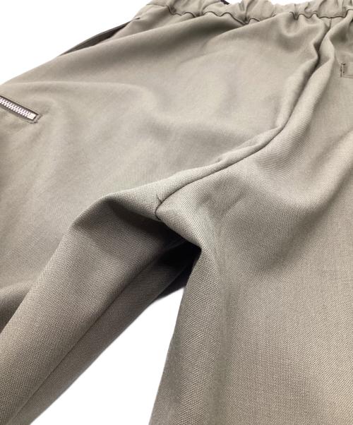 OAMC（オーエーエムシー）OAMC (オーエーエムシー) イージーパンツ オリーブ サイズ:Mの古着・服飾アイテム