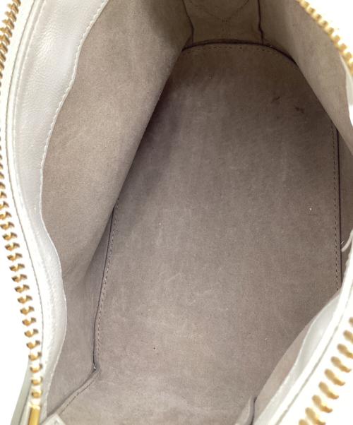 J&M DAVIDSON（ジェイ＆エム デヴィッドソン）J&M DAVIDSON (ジェイ＆エム デヴィッドソン) QUIVER ZIP（クイバー ジップ）2WAYバッグ アイボリーの古着・服飾アイテム