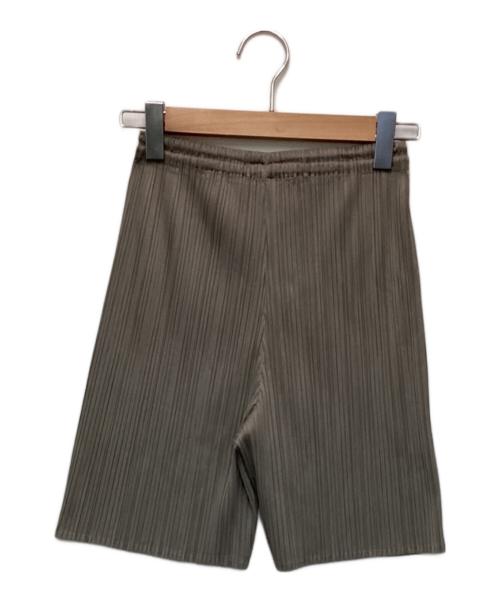 PLEATS PLEASE（プリーツプリーズ）PLEATS PLEASE (プリーツプリーズ) プリーツショートパンツ グレー サイズ:3の古着・服飾アイテム