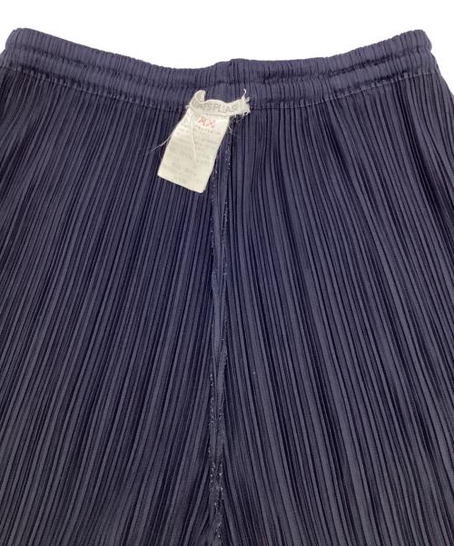 PLEATS PLEASE（プリーツプリーズ）PLEATS PLEASE (プリーツプリーズ) プリーツショートパンツ ネイビー サイズ:3の古着・服飾アイテム