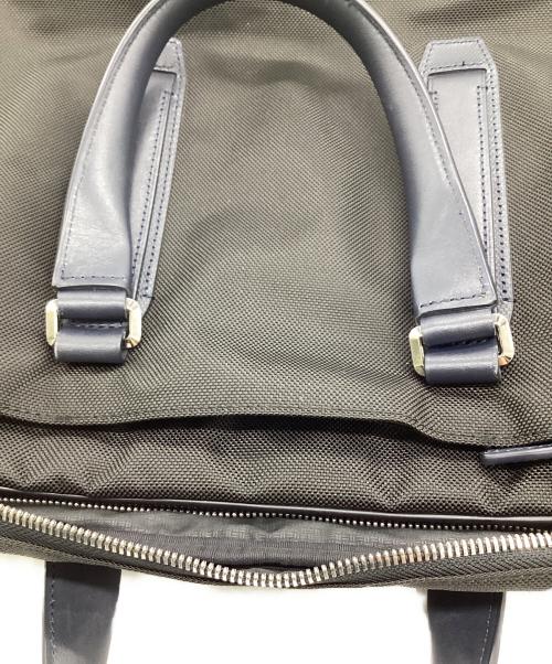 TUMI（トゥミ）TUMI (トゥミ) デラックス・ラップトップ・ブリーフ ブラック×ネイビーの古着・服飾アイテム