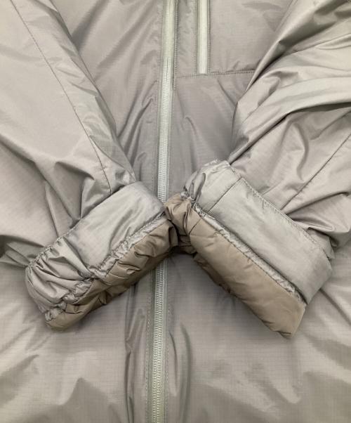 NANGA（ナンガ）NANGA (ナンガ) スタンドカラー ダウンジャケット グレー サイズ:Sの古着・服飾アイテム