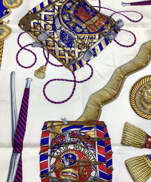 HERMES（エルメス）HERMES (エルメス) カレ90 LES TAMBOURS（タンブールの太鼓） ブルーの古着・服飾アイテム