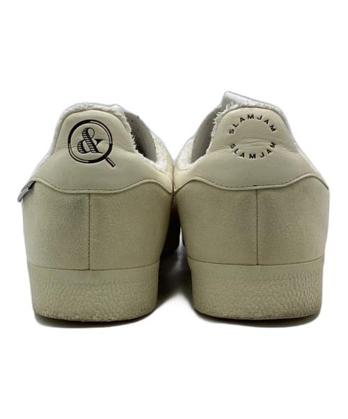 adidas（アディダス）adidas UNITED ARROWS & SONS SLAM JAM GAZELLE SE UA&SONS × SLAM JAM（ガゼル エスイー ユナイテッドアローズ アンド サンズ × スラム ジャム） ベージュ サイズ:29.5㎝の古着・服飾アイテム