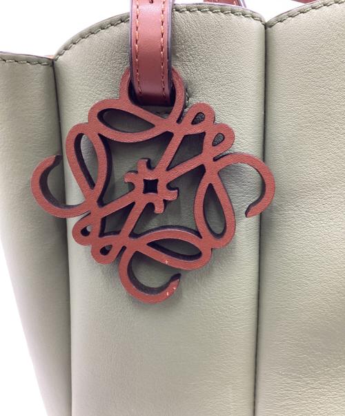 LOEWE（ロエベ）LOEWE (ロエベ) シェルトートバッグスモール グリーンの古着・服飾アイテム