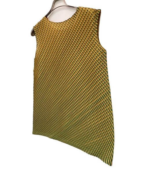 PLEATS PLEASE（プリーツプリーズ）PLEATS PLEASE (プリーツプリーズ) ノースリーブカットソー イエロー×グリーン サイズ:3の古着・服飾アイテム