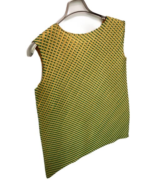 PLEATS PLEASE（プリーツプリーズ）PLEATS PLEASE (プリーツプリーズ) ノースリーブカットソー イエロー×グリーン サイズ:3の古着・服飾アイテム