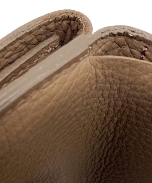 Myweakness（マイウィークネス）Myweakness (マイウィークネス) Gil コンパクトウォレット ベージュの古着・服飾アイテム