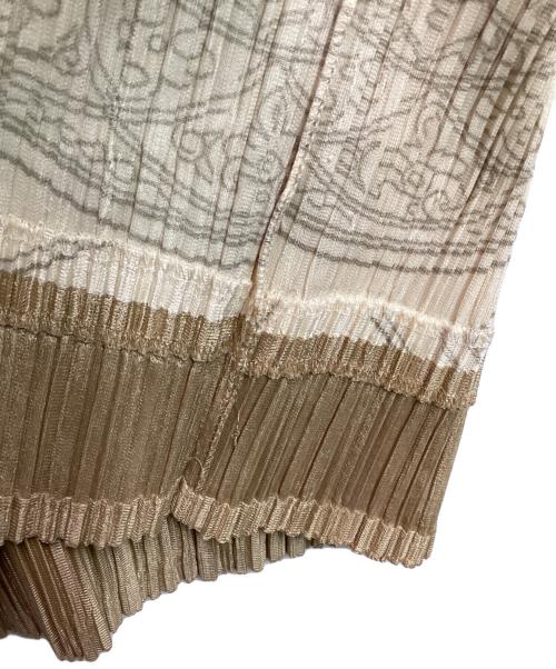 PLEATS PLEASE（プリーツプリーズ）PLEATS PLEASE (プリーツプリーズ) プリーツ カットソー ベージュ サイズ:3の古着・服飾アイテム