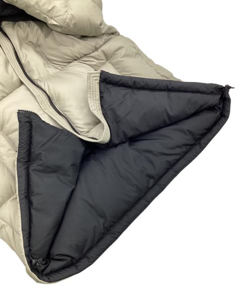 THE NORTH FACE（ザ ノース フェイス）THE NORTH FACE (ザ ノース フェイス) Nuptse Hoodie（ヌプシフーディ） グレー×ブラック サイズ:Mの古着・服飾アイテム