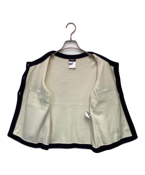 CHANEL（シャネル）CHANEL (シャネル) カシミヤカーディガン アイボリー×ブラック サイズ:40の古着・服飾アイテム