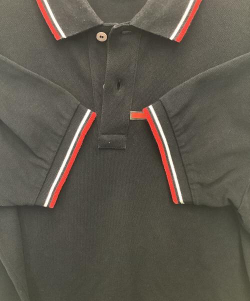 PRADA（プラダ）PRADA (プラダ) ラバーロゴ半袖ポロシャツ ブラック サイズ:Sの古着・服飾アイテム