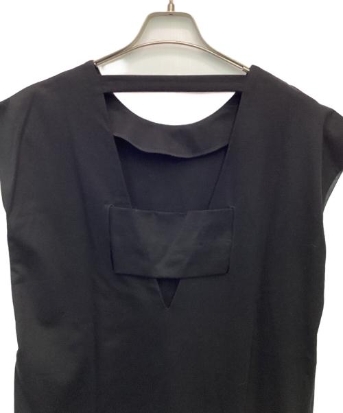 UN3D.（アンスリード）UN3D. (アンスリード) バックバンドカットワンピース ブラック サイズ:38の古着・服飾アイテム