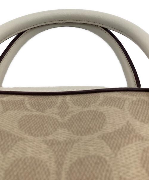 COACH（コーチ）COACH (コーチ) ローアン サッチェル バッグ アイボリーの古着・服飾アイテム