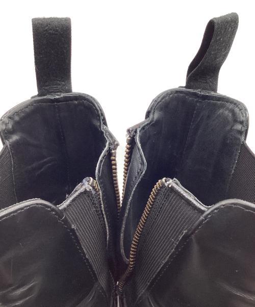 Dr.Martens（ドクターマーチン）TINA BROGUE CHELSEA WITH KILTIE（ティナ ブローグ チェルシー ウィズ キルティー）TINA BROGUE CHELSEA WITH KILTIE（ティナ ブローグ チェルシー ウィズ キルティー）サイドジップの古着・服飾アイテム