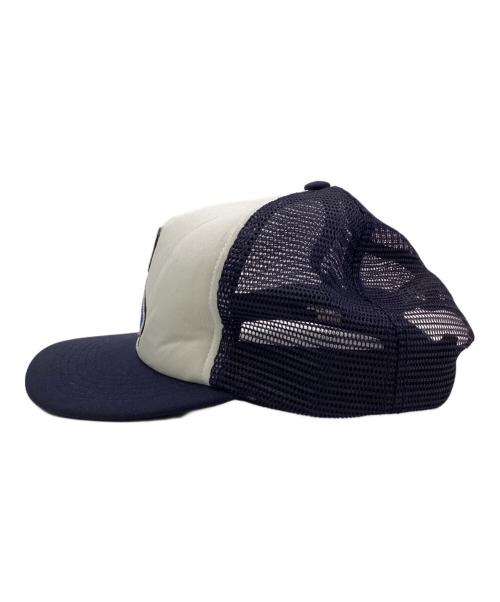 SUPREME（シュプリーム）SUPREME (シュプリーム) メッシュキャップ ホワイト×ネイビーの古着・服飾アイテム