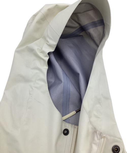 ARC'TERYX（アークテリクス）ARC'TERYX (アークテリクス) ナイロン コート アイボリー サイズ:S/Pの古着・服飾アイテム