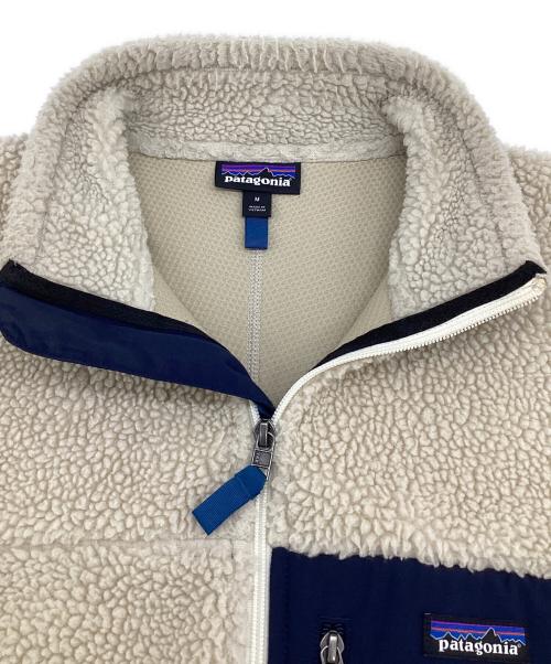 Patagonia（パタゴニア）Patagonia (パタゴニア) Classic Retro-X Jacket（クラシック レトロ⁻エックス） アイボリー サイズ:Mの古着・服飾アイテム