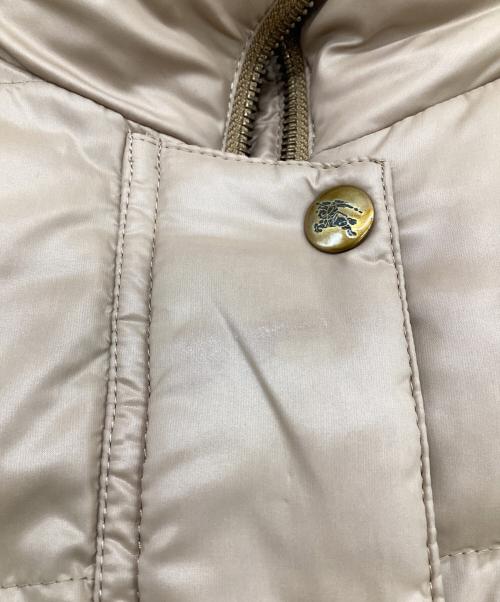 BURBERRY BLUE LABEL（バーバリーロンドンブルーレーベル）BURBERRY BLUE LABEL (バーバリーロンドンブルーレーベル) ダウンジャケット ベージュ サイズ:38の古着・服飾アイテム