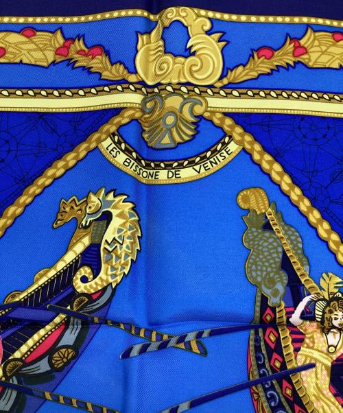 HERMES（エルメス）HERMES (エルメス) カレ90 LES BISSONE DE VENISE（ヴェニスの船祭り）スカーフ ブルーの古着・服飾アイテム