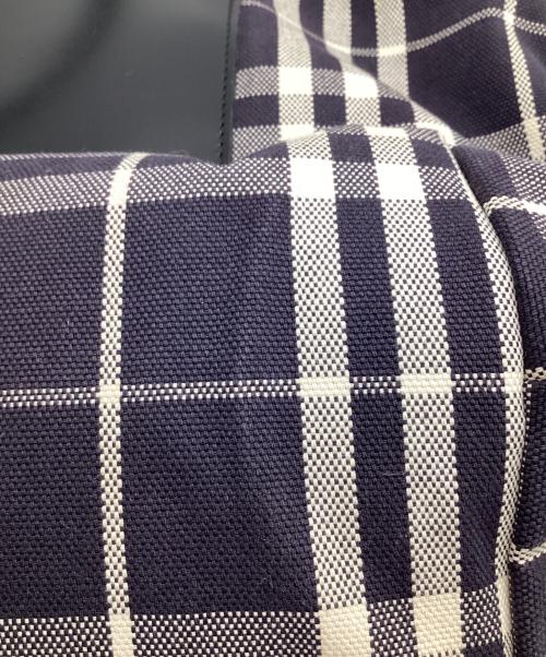 BURBERRY LONDON（バーバリーロンドン）BURBERRY LONDON (バーバリーロンドン) キャンバス トートバッグ ネイビー×アイボリーの古着・服飾アイテム