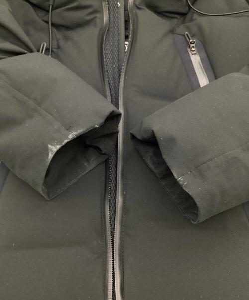 DESCENTE（デサント）DESCENTE (デサント) 水沢ダウン NON-QUILT WATERPROOF DOWN ブラック サイズ:Sの古着・服飾アイテム