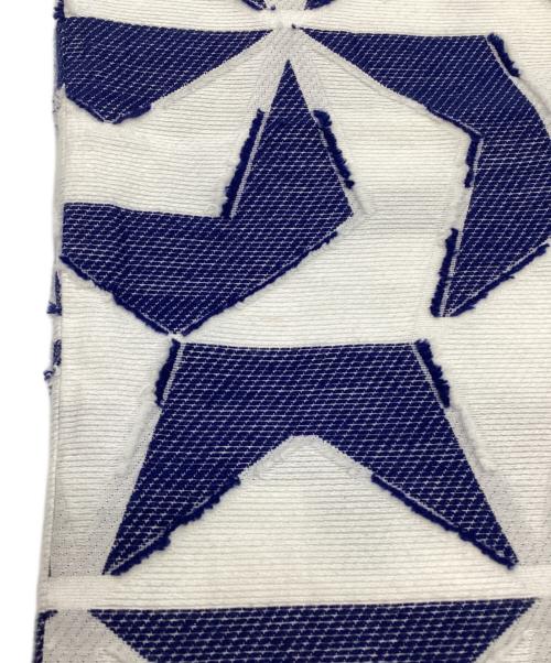 ISSEY MIYAKE（イッセイミヤケ）ISSEY MIYAKE (イッセイミヤケ) 総柄パンツ ブルー×ホワイト サイズ:2の古着・服飾アイテム