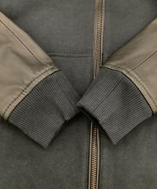 DIESEL（ディーゼル）DIESEL (ディーゼル) コンビネーションジップパーカー ブラック×ホワイト サイズ:Mの古着・服飾アイテム