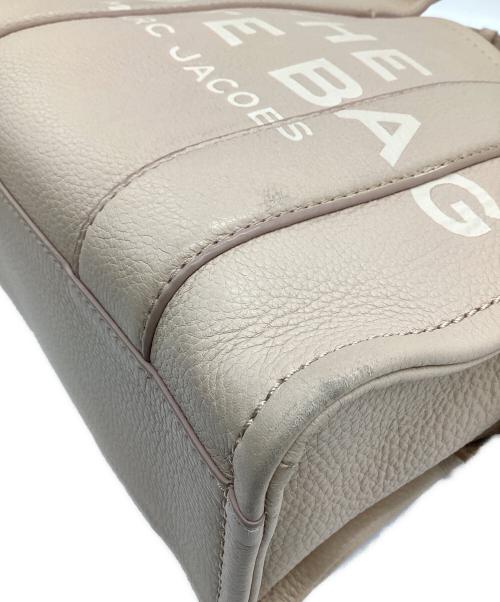 MARC JACOBS（マークジェイコブス）MARC JACOBS (マークジェイコブズ) ザ レザー トート バッグ スモール ベージュの古着・服飾アイテム