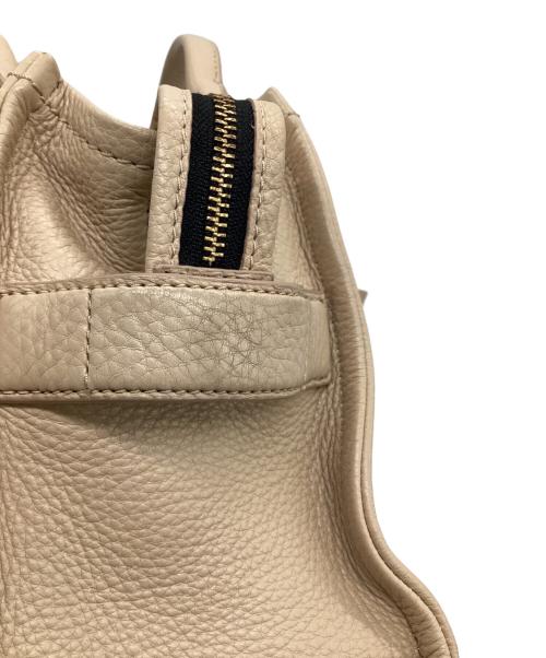 MARC JACOBS（マークジェイコブス）MARC JACOBS (マークジェイコブズ) ザ レザー トート バッグ スモール ベージュの古着・服飾アイテム