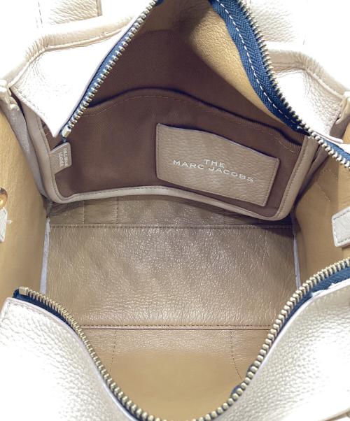 MARC JACOBS（マークジェイコブス）MARC JACOBS (マークジェイコブズ) ザ レザー トート バッグ スモール ベージュの古着・服飾アイテム