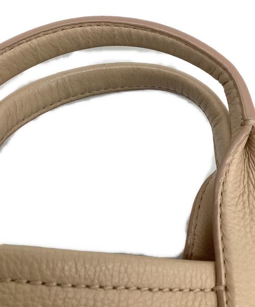 MARC JACOBS（マークジェイコブス）MARC JACOBS (マークジェイコブズ) ザ レザー トート バッグ スモール ベージュの古着・服飾アイテム