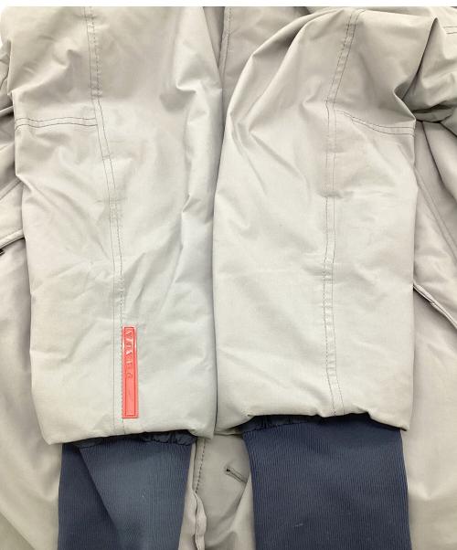 PRADA SPORTS（プラダスポーツ）PRADA SPORTS (プラダスポーツ) GORE-TEX（ゴアテックス）中綿コート グレー サイズ:48の古着・服飾アイテム