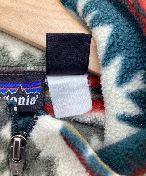 Patagonia（パタゴニア）Patagonia (パタゴニア) ライトウェイトシンチラセーター サカジャウィア柄 マルチカラー サイズ:Mの古着・服飾アイテム