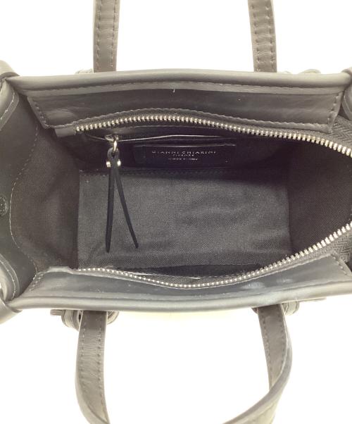 GIANNI CHIARINI（ジャンニ キアリーニ）GIANNI CHIARINI (ジャンニ キアリーニ) ミス マルチェッラ ショルダーバッグ ベージュの古着・服飾アイテム