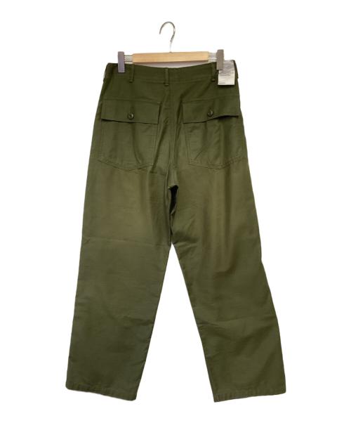 CIOTA（シオタ）CIOTA (シオタ) スビンコットンバックサテンベイカーパンツ カーキ サイズ:5の古着・服飾アイテム