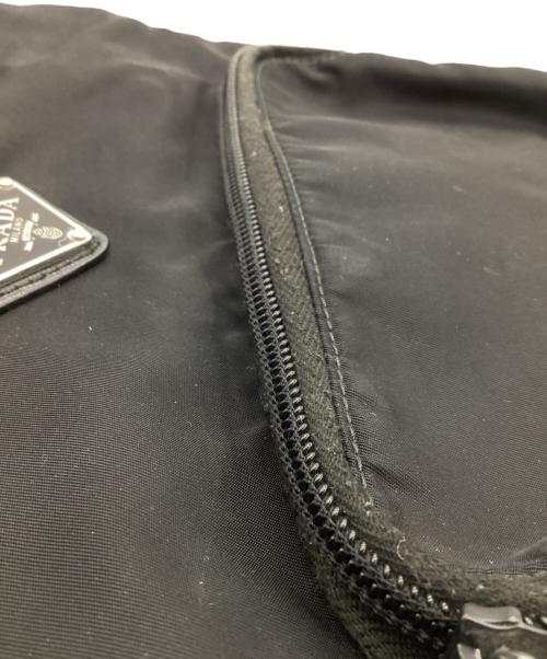 PRADA（プラダ）PRADA (プラダ) ナイロンショルダーバッグ ブラックの古着・服飾アイテム