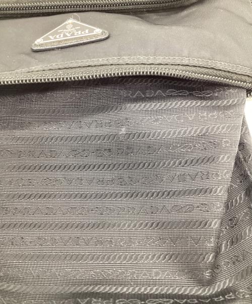 PRADA（プラダ）PRADA (プラダ) ナイロンショルダーバッグ ブラックの古着・服飾アイテム