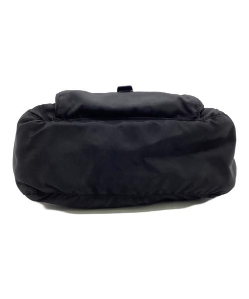 PRADA（プラダ）PRADA (プラダ) ナイロンショルダーバッグ ブラックの古着・服飾アイテム