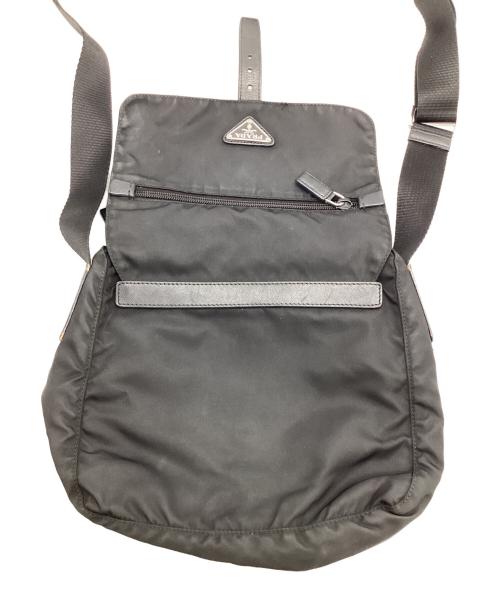 PRADA（プラダ）PRADA (プラダ) ナイロンショルダーバッグ ブラックの古着・服飾アイテム