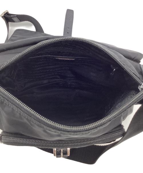 PRADA（プラダ）PRADA (プラダ) ナイロンショルダーバッグ ブラックの古着・服飾アイテム